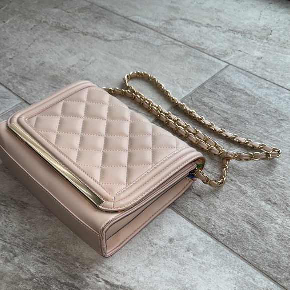 Aldo- Light pink-  Elegant Quilted Chain Shoulder Bag - Picture 3 of 16